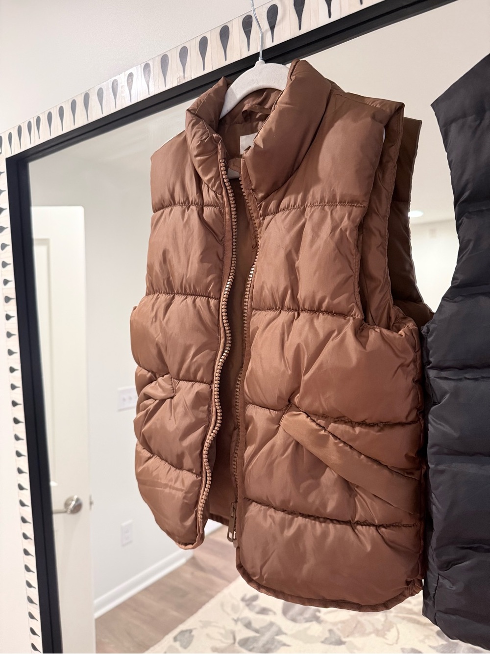 H&M Two kids’ Brown Quilted Puffer Vests